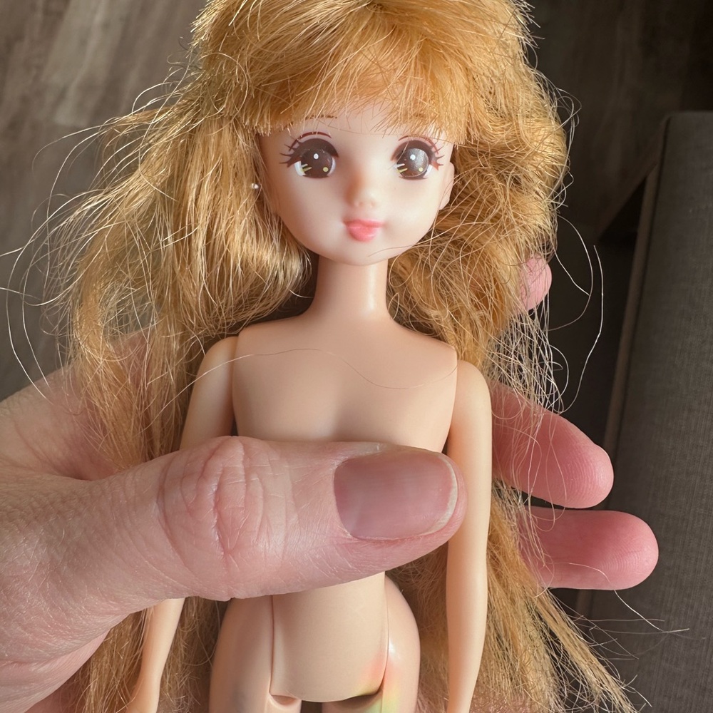Jenny or Licca Chan Doll Tomy 2008